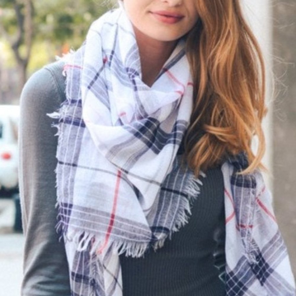 Black & White Mix Plaid Lightweight Scarf